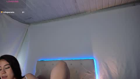 Stand and Rose online show from February 10, 6:06 am