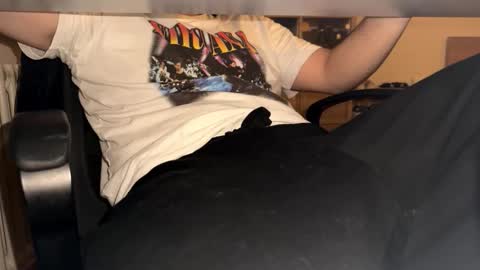 stang_ online show from November 23, 2:50 pm