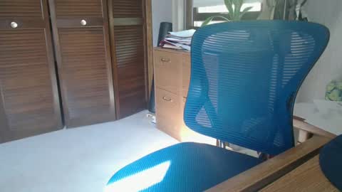 Snapshot of stanmycockup chatting on October 7, 3:20 pm StanmycockUp online show from October 7, 3:20 pm