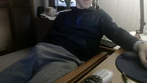 Snapshot of stanmycockup chatting on December 18, 10:05 pm StanmycockUp online show from December 18, 10:05 pm