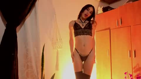 Snapshot of star_mor_ chatting on June 11, 7:17 am estrellita online show from June 11, 7:17 am