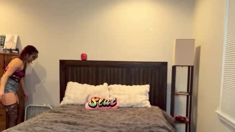 Snapshot of stara_dreams chatting on March 17, 5:11 am Stara Winters online show from March 17, 5:11 am