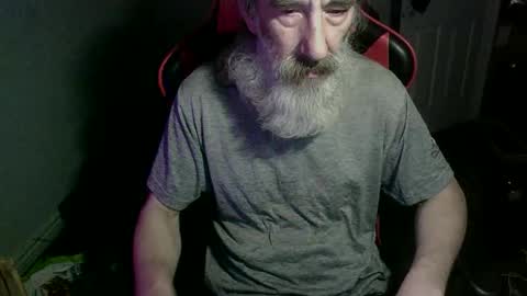 Snapshot of starblade104 chatting on March 28, 7:52 am starblade104 online show from March 28, 7:52 am