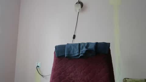 Snapshot of starbliss77 chatting on February 25, 8:24 am Star bliss online show from February 25, 8:24 am