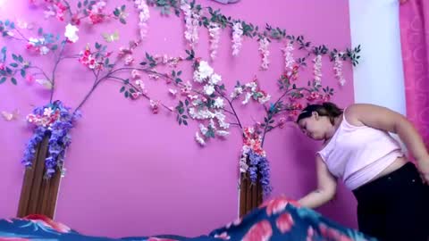 alejandra online show from June 27, 6:57 pm