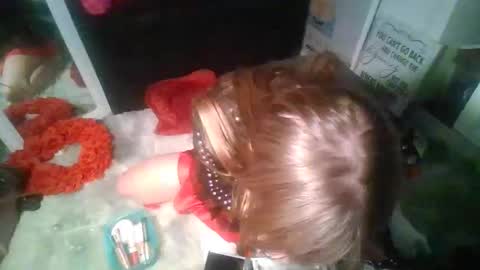 Snapshot of starlitceleste chatting on February 14, 12:13 pm Starlit Celeste online show from February 14, 12:13 pm