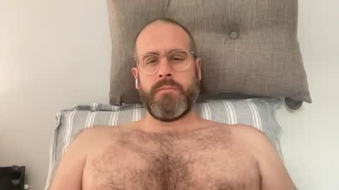 Snapshot of starrman99 chatting on May 24, 7:19 pm starrman99 online show from May 24, 7:19 pm