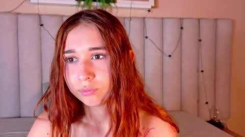 M O O N  online show from May 26, 2:40 am