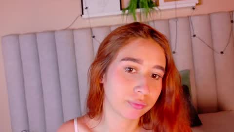 M O O N  online show from May 28, 2:53 am