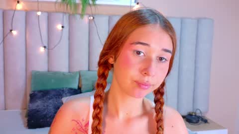 M O O N  online show from June 2, 2:57 am