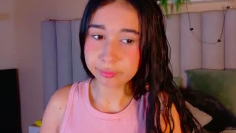 M O O N  online show from June 17, 2:47 am