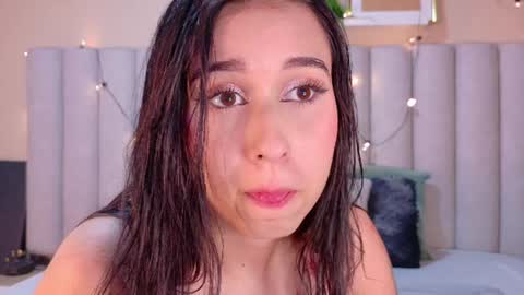 M O O N  online show from June 23, 2:53 am