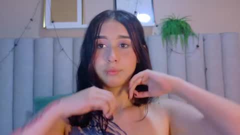 M O O N  online show from July 14, 2:49 am