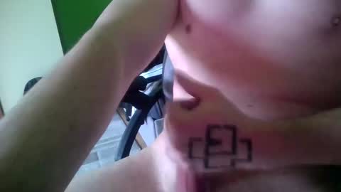 Snapshot of starrrky chatting on March 28, 2:38 pm starrrky online show from March 28, 2:38 pm