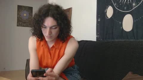 Snapshot of starry_soul chatting on June 4, 6:47 pm Evan online show from June 4, 6:47 pm