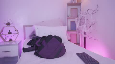 Yoko online show from November 6, 3:35 pm