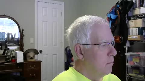 Snapshot of stasw20 chatting on January 4, 1:21 pm stasw20 online show from January 4, 1:21 pm