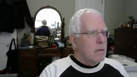 Snapshot of stasw20 chatting on January 7, 6:35 pm stasw20 online show from January 7, 6:35 pm