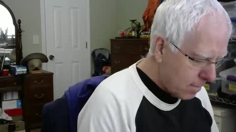 Snapshot of stasw20 chatting on January 8, 6:52 pm stasw20 online show from January 8, 6:52 pm