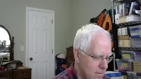 Snapshot of stasw20 chatting on February 5, 4:03 pm stasw20 online show from February 5, 4:03 pm