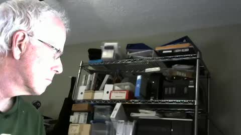 Snapshot of stasw20 chatting on October 13, 3:28 am stasw20 online show from October 13, 3:28 am