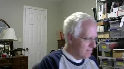 Snapshot of stasw20 chatting on October 22, 10:20 pm stasw20 online show from October 22, 10:20 pm