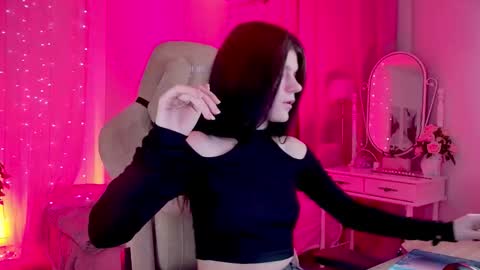 Stasia online show from December 17, 5:57 am