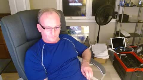 Snapshot of steakman007 chatting on March 5, 4:13 am Steakman online show from March 5, 4:13 am