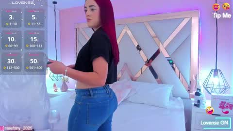 Snapshot of steefany_hott chatting on February 8, 2:16 pm stefany online show from February 8, 2:16 pm