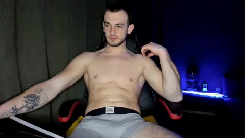 Max online show from February 26, 7:38 pm