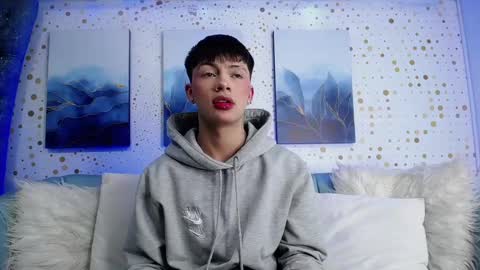 Steev online show from December 3, 4:14 am