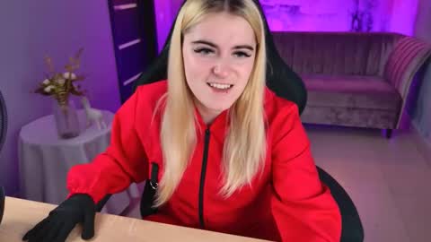 stef_nicks online show from September 27, 5:34 am