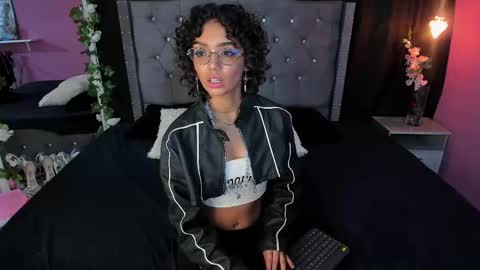 Stefania  online show from March 10, 3:34 am