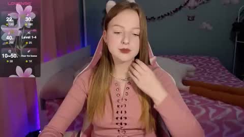 Snapshot of stefaniyaaa chatting on October 4, 6:17 pm stefa online show from October 4, 6:17 pm