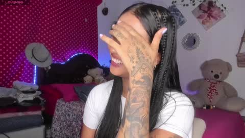 Im MiaIts my first day here  online show from February 3, 2:14 am