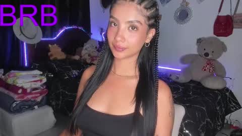 Im MiaIts my first day here  online show from March 10, 3:56 am