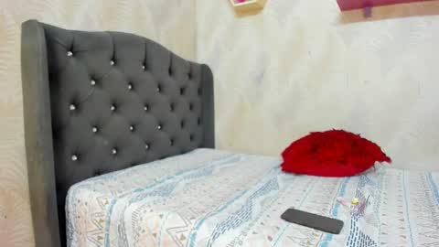 Snapshot of stefanny_vv chatting on March 8, 7:39 pm STEFANNY online show from March 8, 7:39 pm