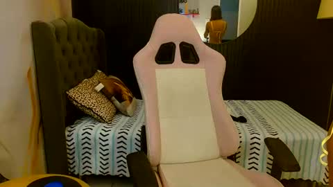 Snapshot of stefanny_vv chatting on June 14, 3:30 am STEFANNY online show from June 14, 3:30 am