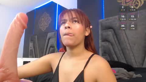 Snapshot of stefany_bro chatting on October 7, 10:45 am Stefany Brown online show from October 7, 10:45 am