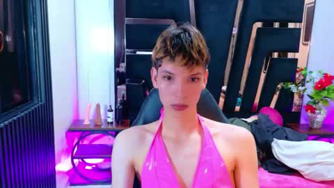 Snapshot of stefany_piink chatting on March 25, 12:11 pm stefany piink online show from March 25, 12:11 pm