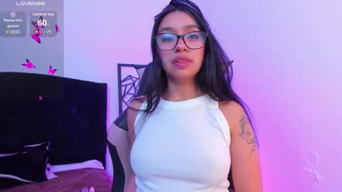 Stefanny lopez online show from November 6, 11:44 am