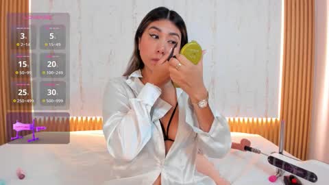 stefanyhorny69 online show from October 22, 1:44 pm