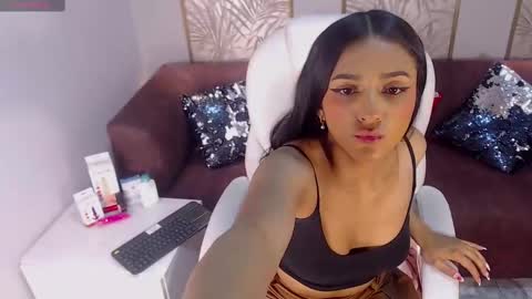 Snapshot of steff_gh chatting on March 2, 11:18 am Steff online show from March 2, 11:18 am