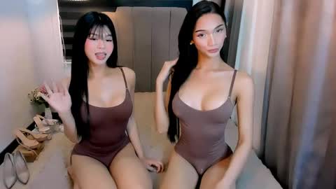 Snapshot of steffani_deluxe chatting on April 14, 3:12 am STEF online show from April 14, 3:12 am