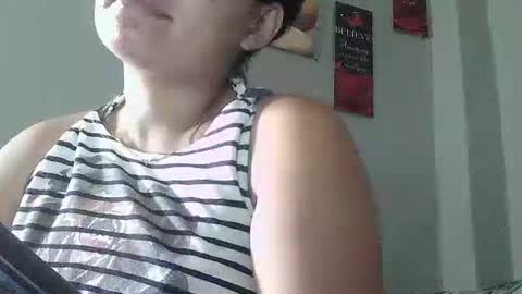 Snapshot of steffani_love chatting on September 23, 5:54 am steffani_love online show from September 23, 5:54 am