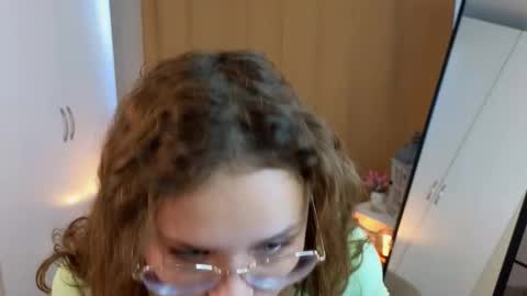 Steffani online show from October 12, 2:10 am