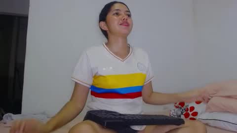 stefany online show from November 5, 6:57 am