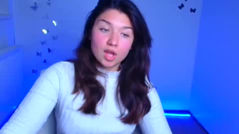 Steffi online show from October 2, 5:53 pm