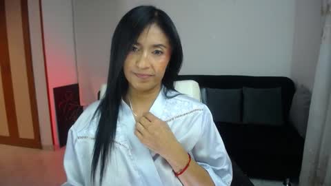Snapshot of steffy_31 chatting on December 17, 3:28 am Steffy online show from December 17, 3:28 am