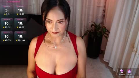 Snapshot of steffy_31 chatting on April 10, 11:31 pm Steffy online show from April 10, 11:31 pm